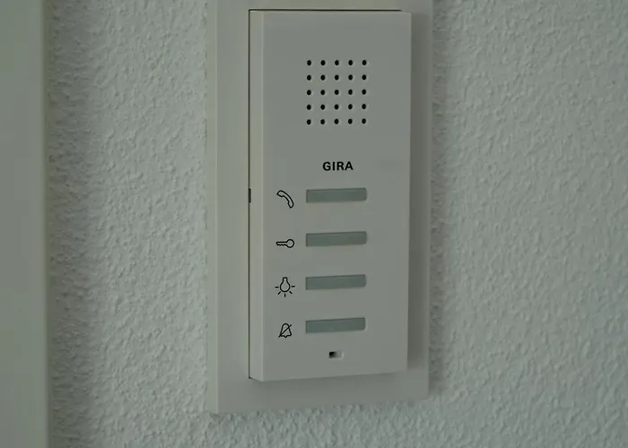 Monteurswohnung Oder Wg Apartament Boms